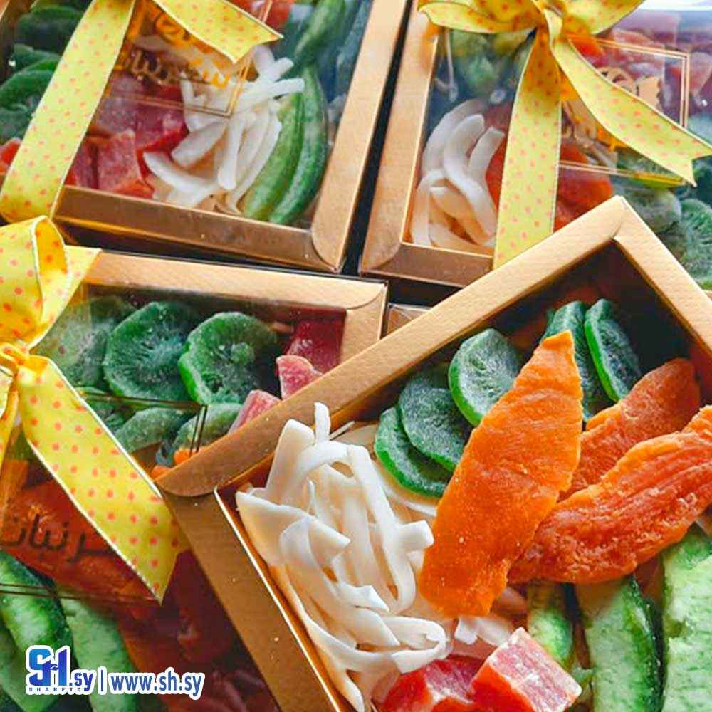 فواكه استوائية مجففة (سكر نبات)