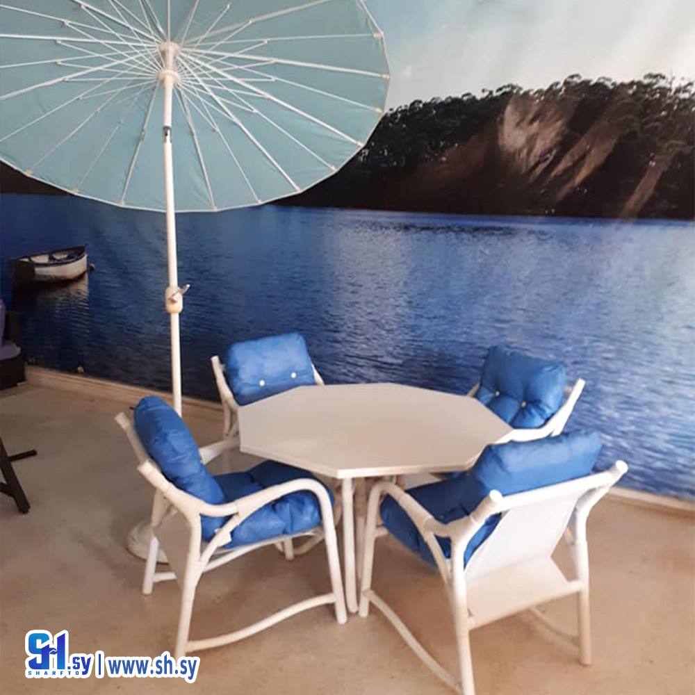 طقم مفروشات مع شمسية 5 (شركة بحر للمفروشات الحديثة)