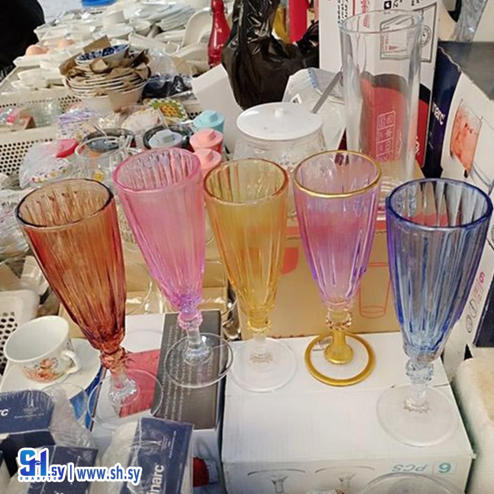 كاسة كبيرة بكعب زجاج (عصرونية بيتك بيتي)