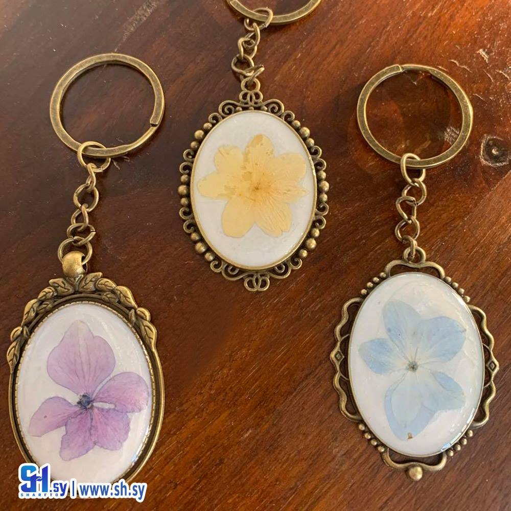 سلسة مفاتيح 1 (عبير آروز Art)