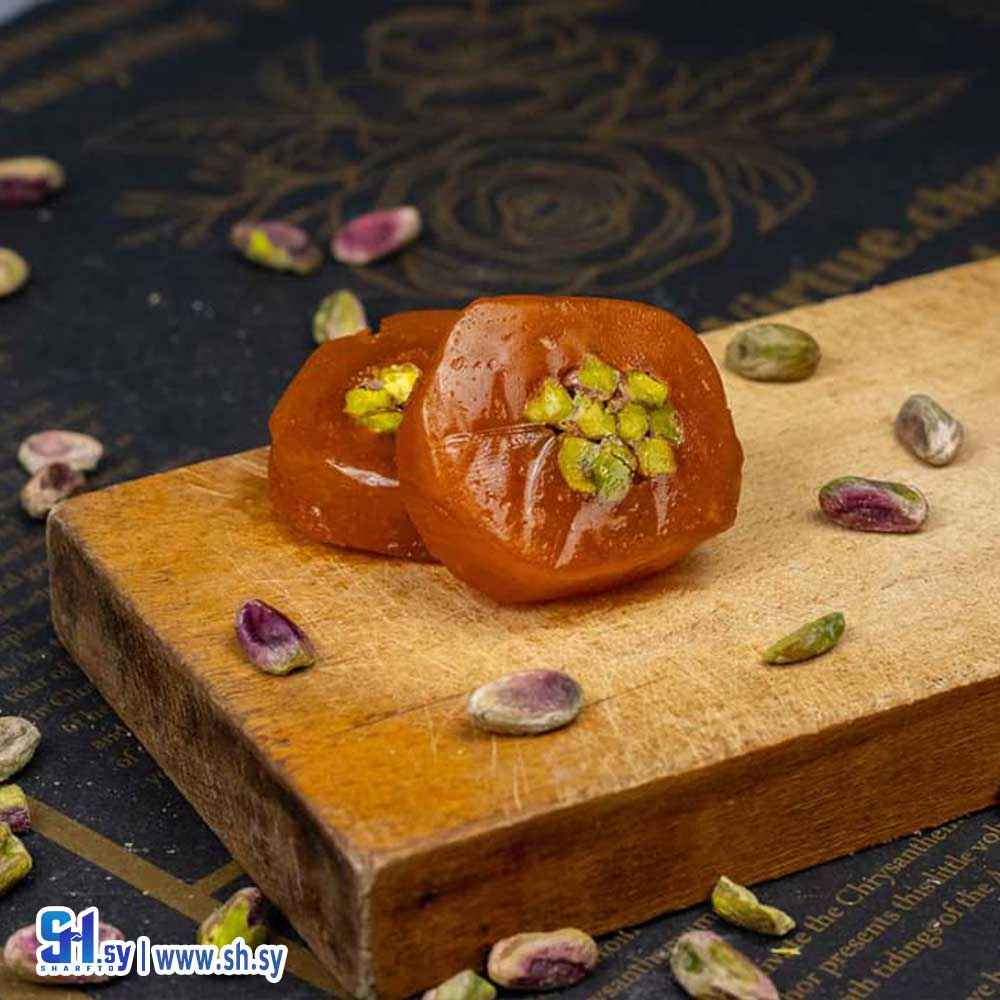 مبرومة قمر الدين بالفستق الحلبي (العنازة)