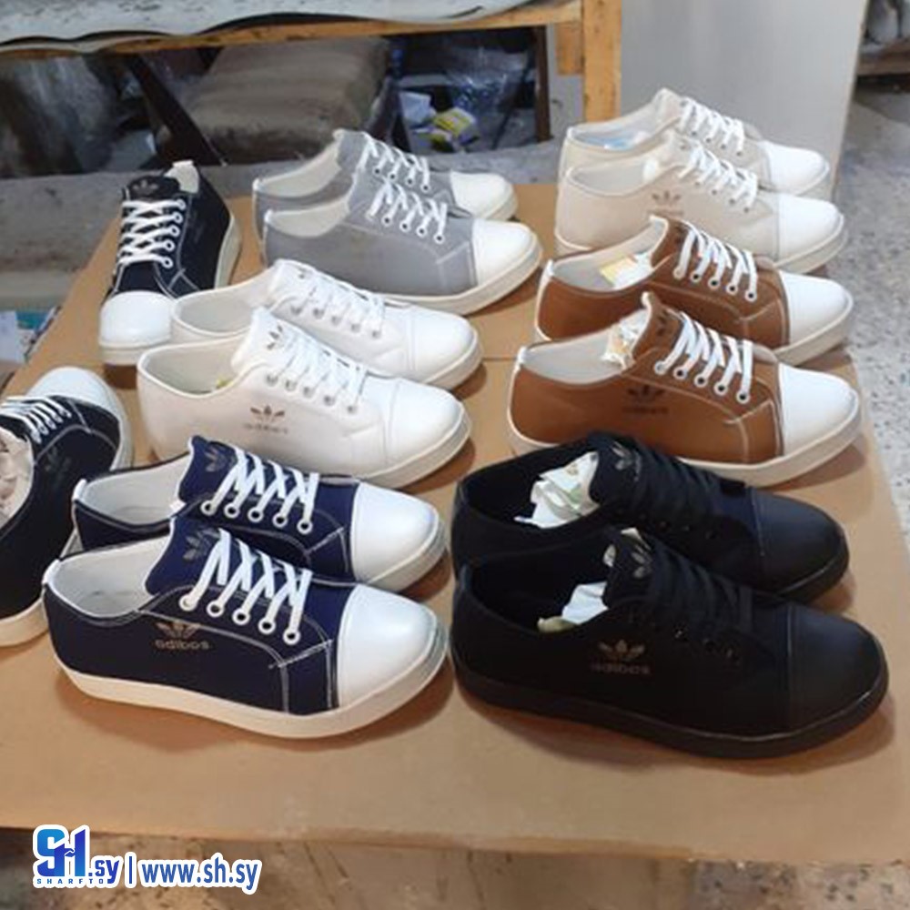 حذاء نسائي اديداس (أحذية الأسمر)