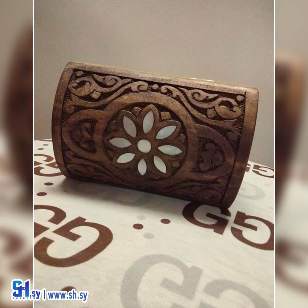 صندوق خشبي 1 (عقيق)