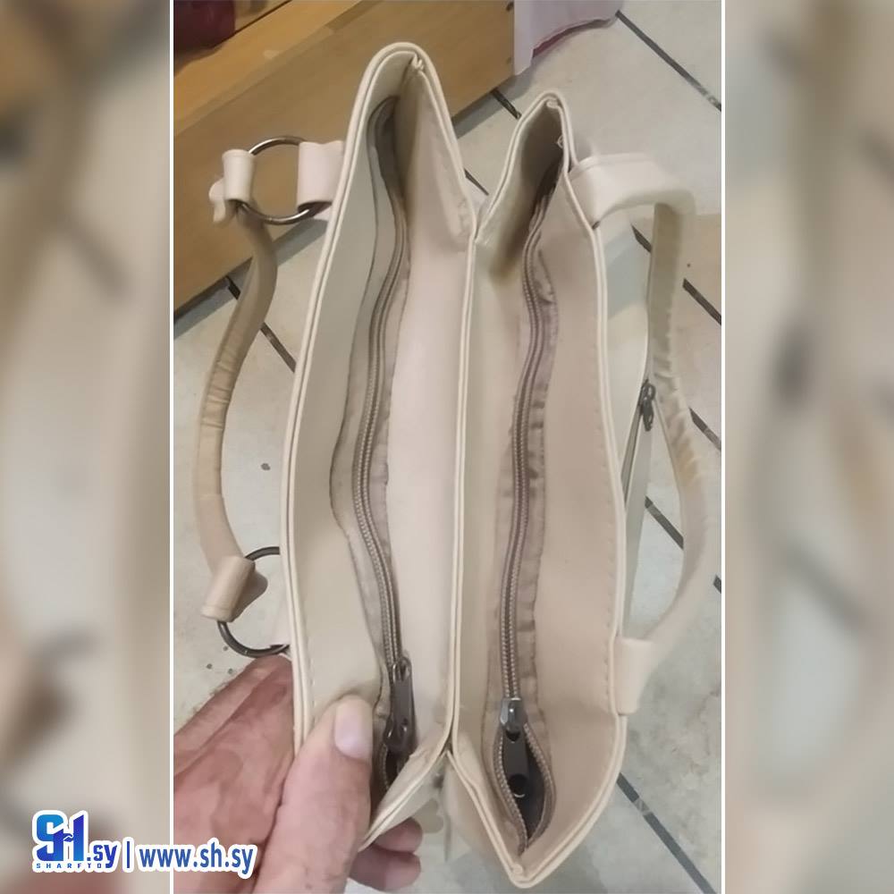 حقيبة كتف نسائية FENDI (الصباغ)